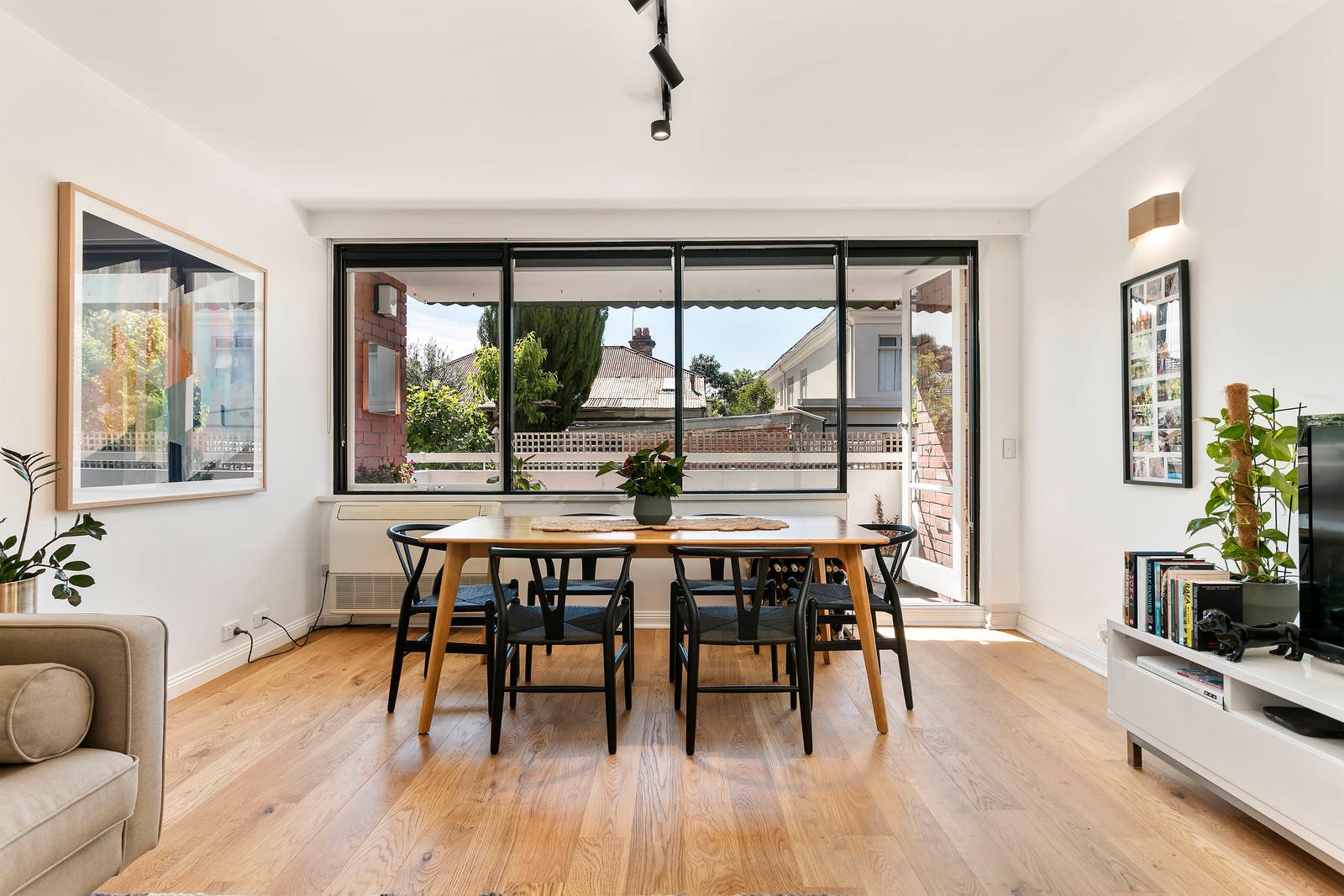 Property Gallery Thumbnail 5