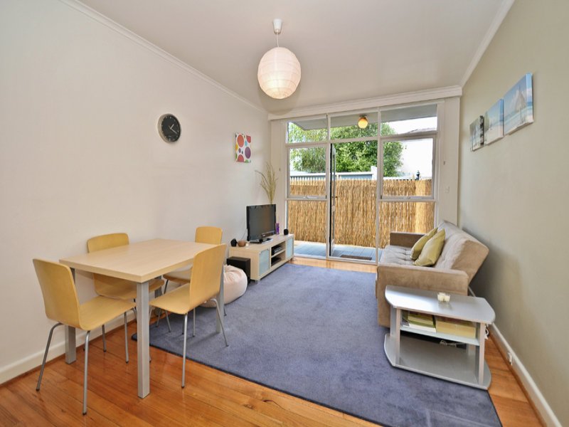 6/618 Inkerman Road, Caulfield North image 2