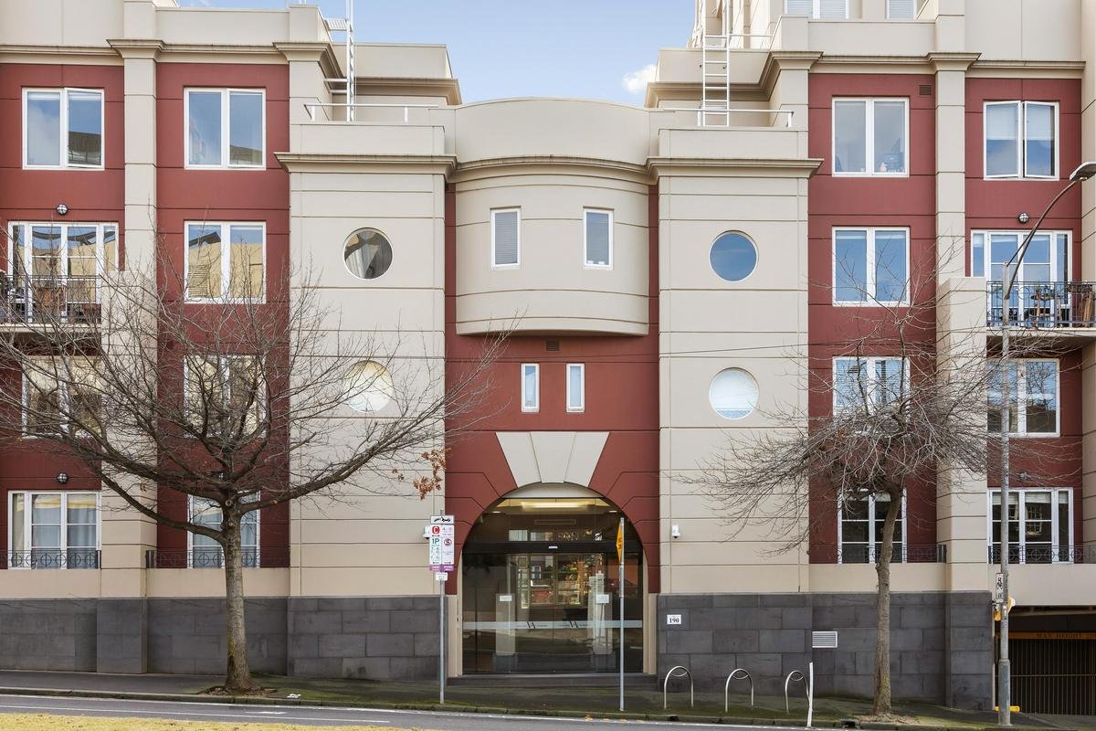 66/190 Albert Street, East&nbsp;Melbourne image 1