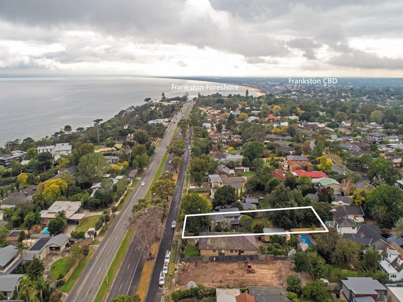 Property Gallery Thumbnail 12