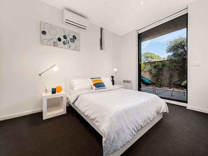 6/63 Ormond Esplanade, Elwood image 7