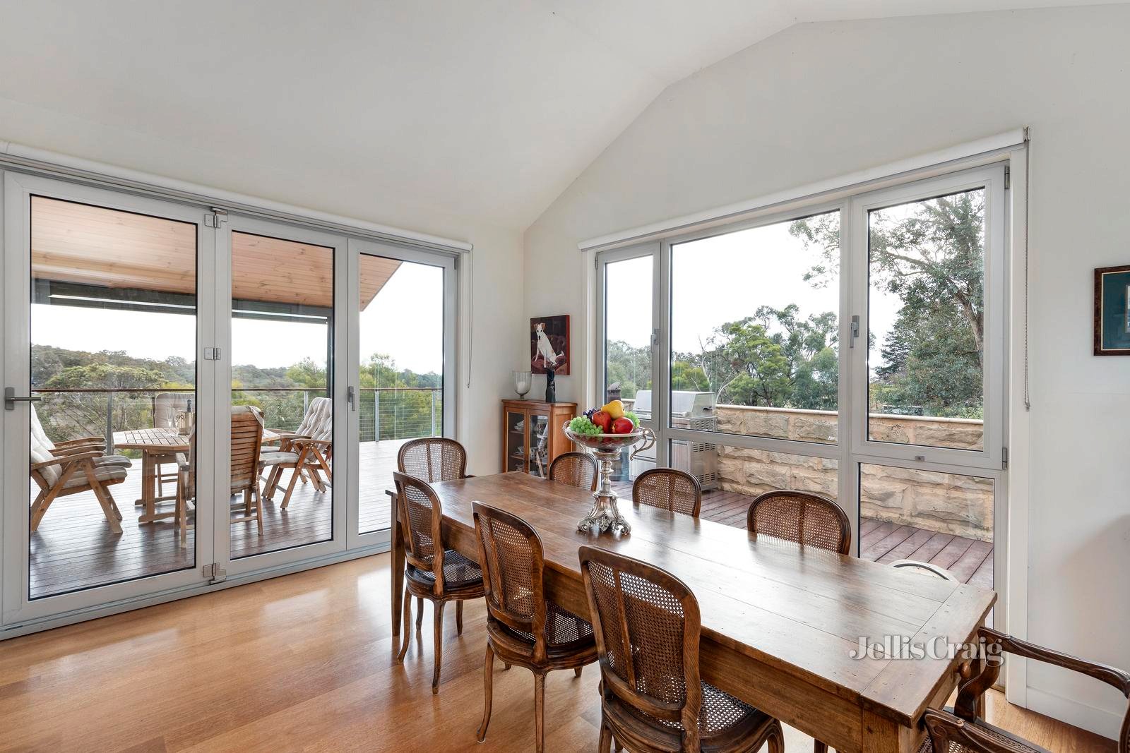 667 Kangaroo Ground St Andrews Road, Panton Hill image 7