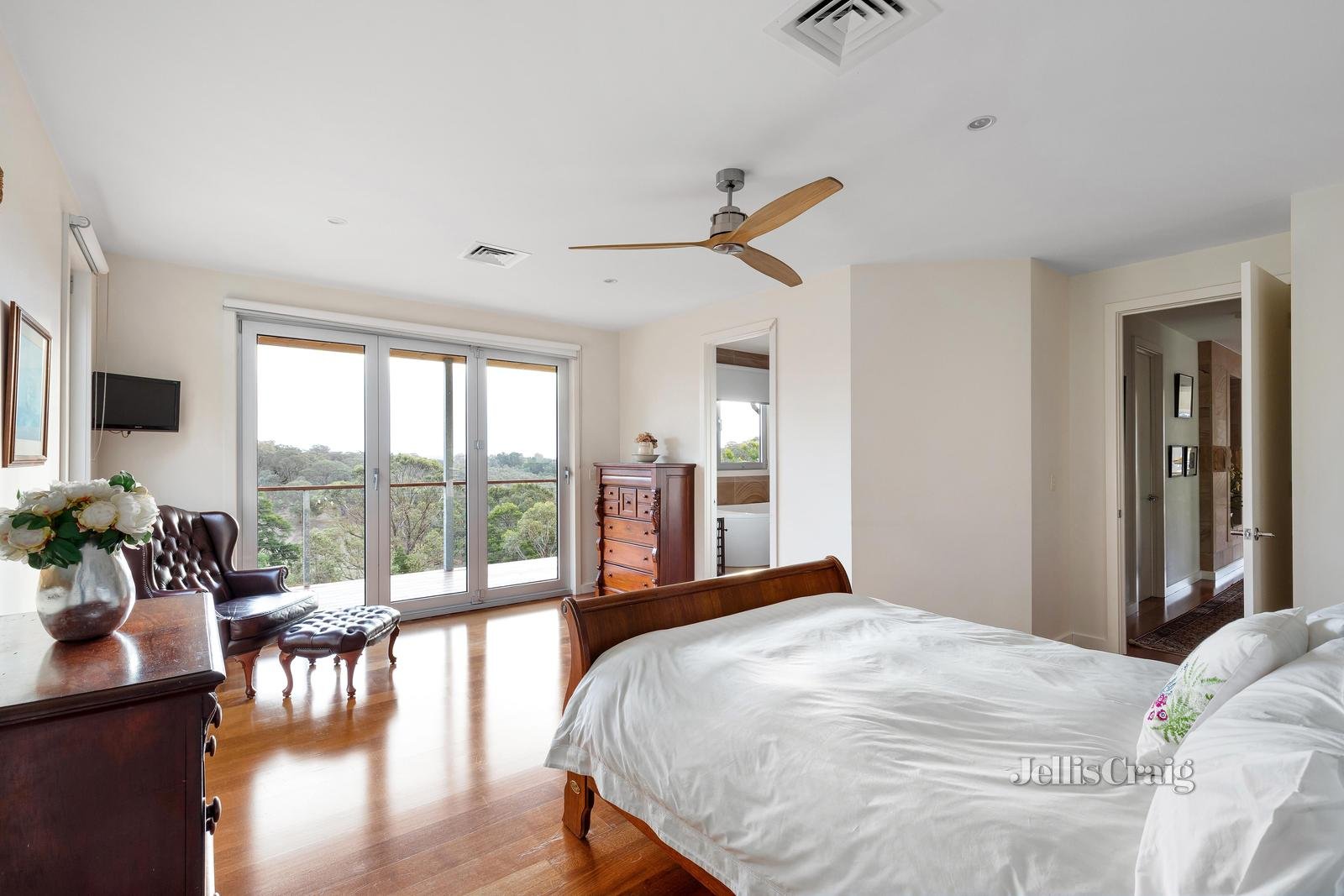 667 Kangaroo Ground St Andrews Road, Panton Hill image 13