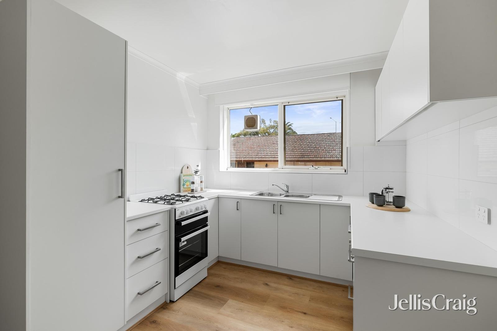 6/68 Edgar Street North, Glen Iris image 4