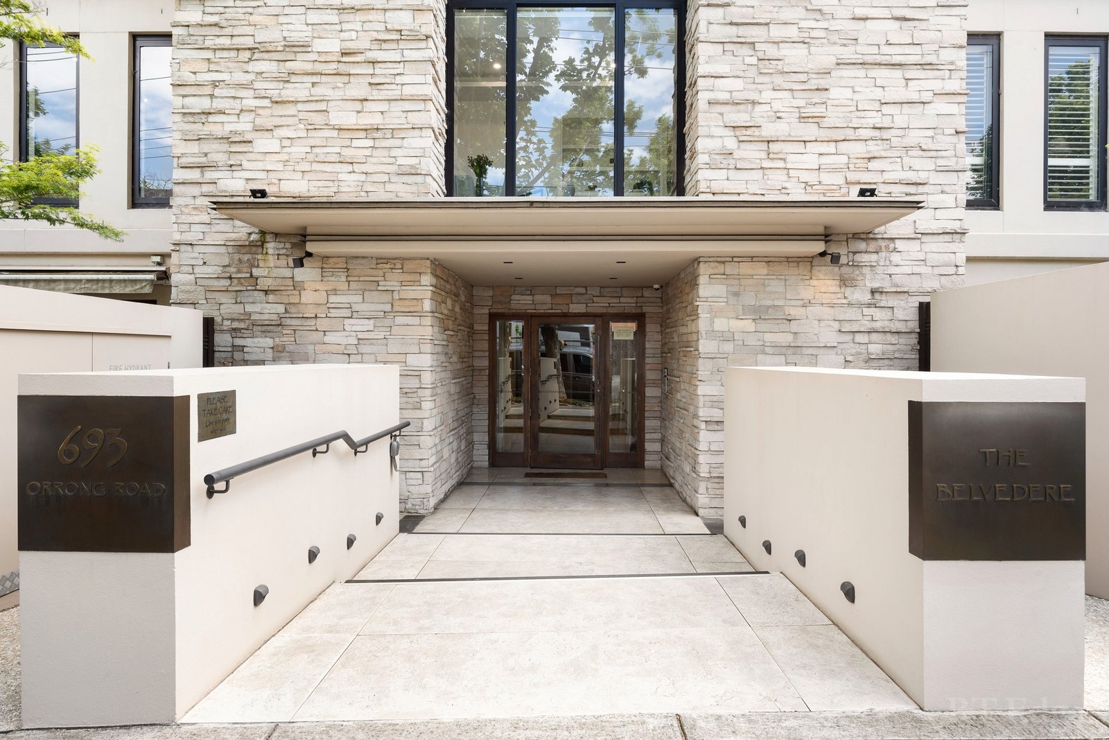 Property Gallery Thumbnail 2