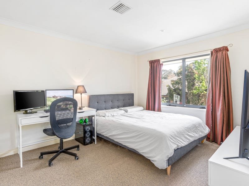 Property Gallery Thumbnail 6