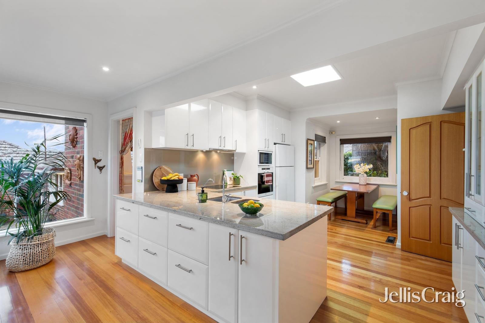 67-69 Invermay Grove, Rosanna image 7