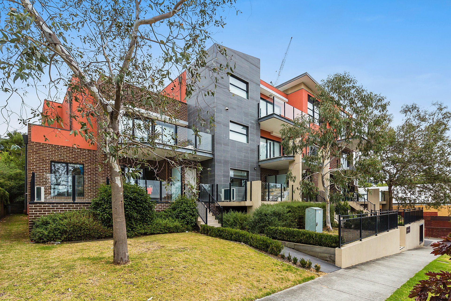 6/7-9 Archibald Street, Box Hill image 1