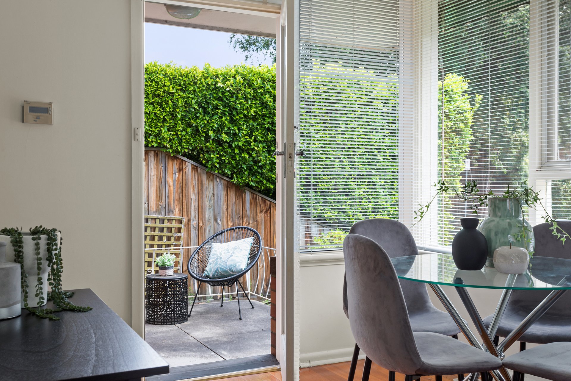 Property Gallery Thumbnail 11