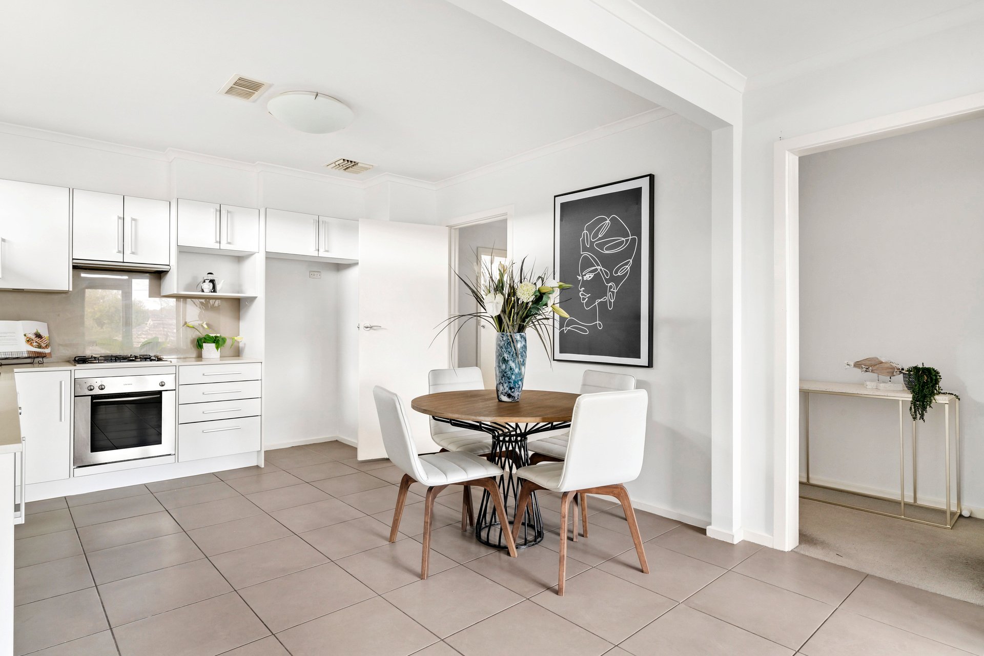 Property Gallery Thumbnail 4
