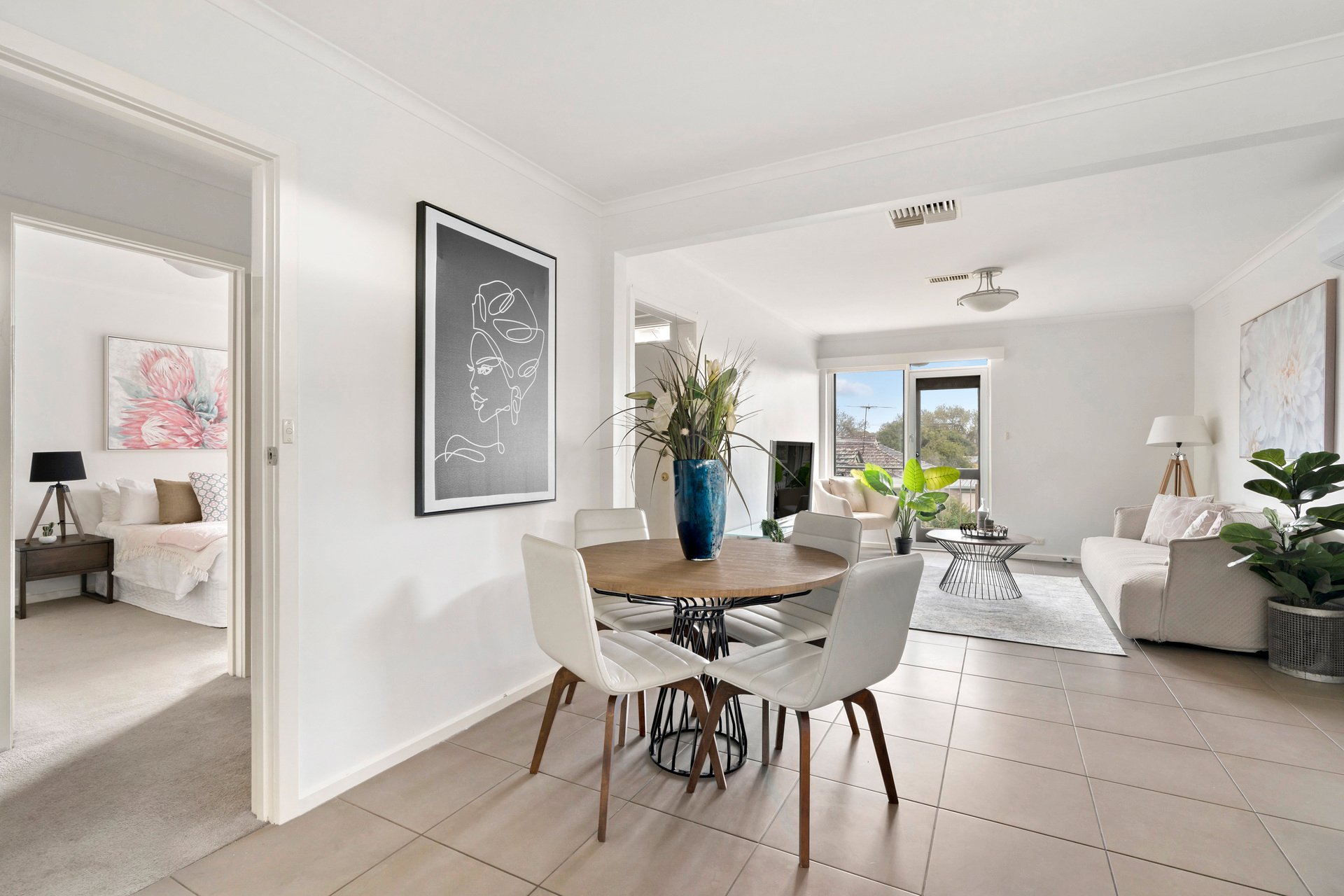 Property Gallery Thumbnail 6