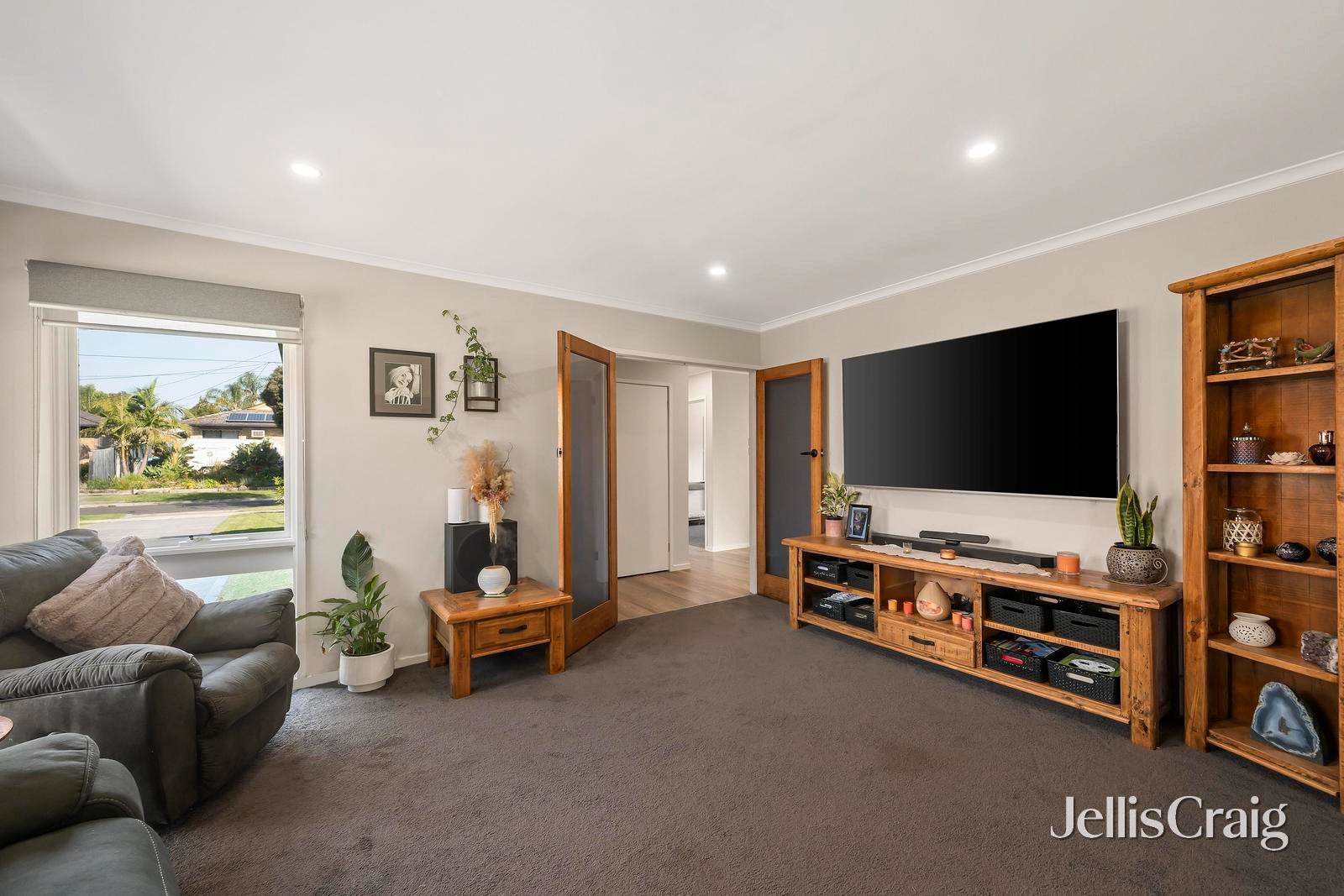 67 Barclay Avenue, Croydon image 5