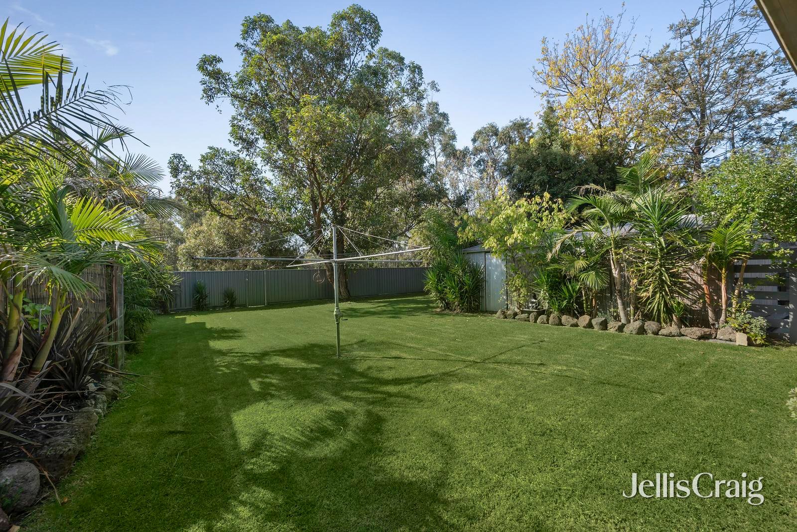 67 Barclay Avenue, Croydon image 15