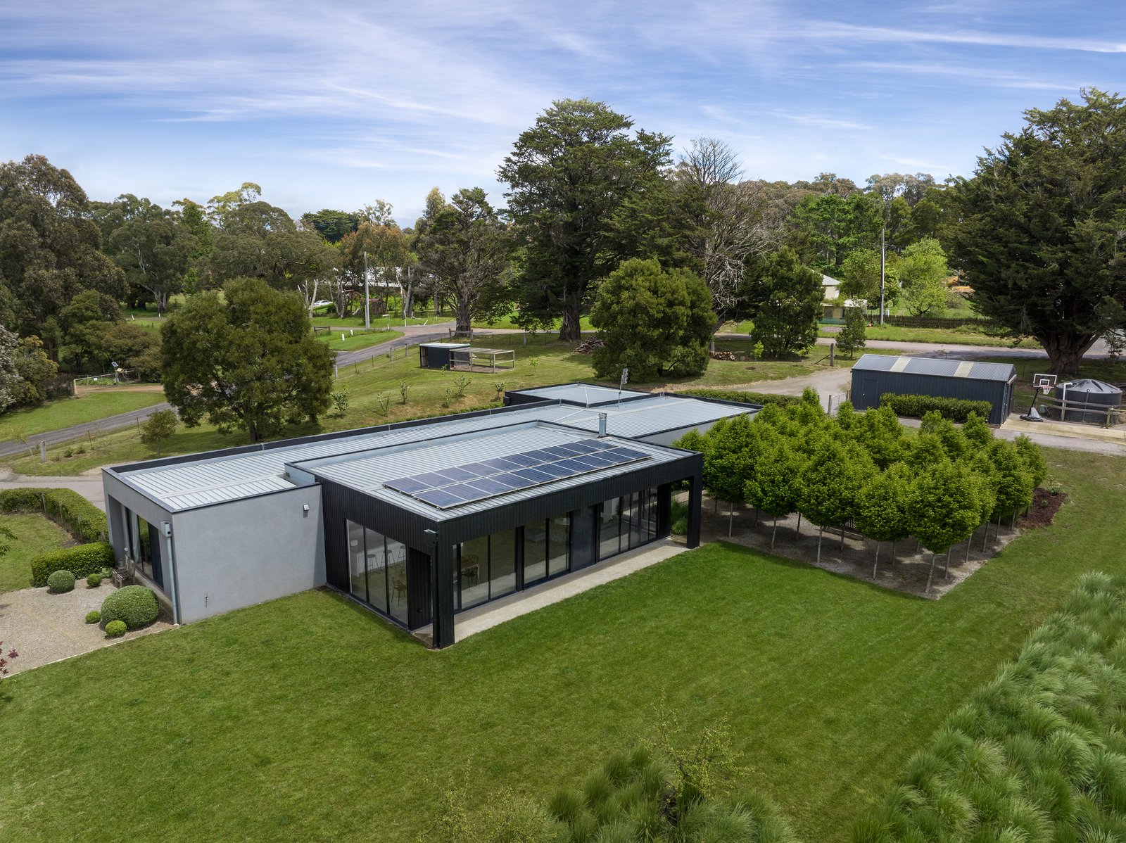 Property Gallery Thumbnail 3
