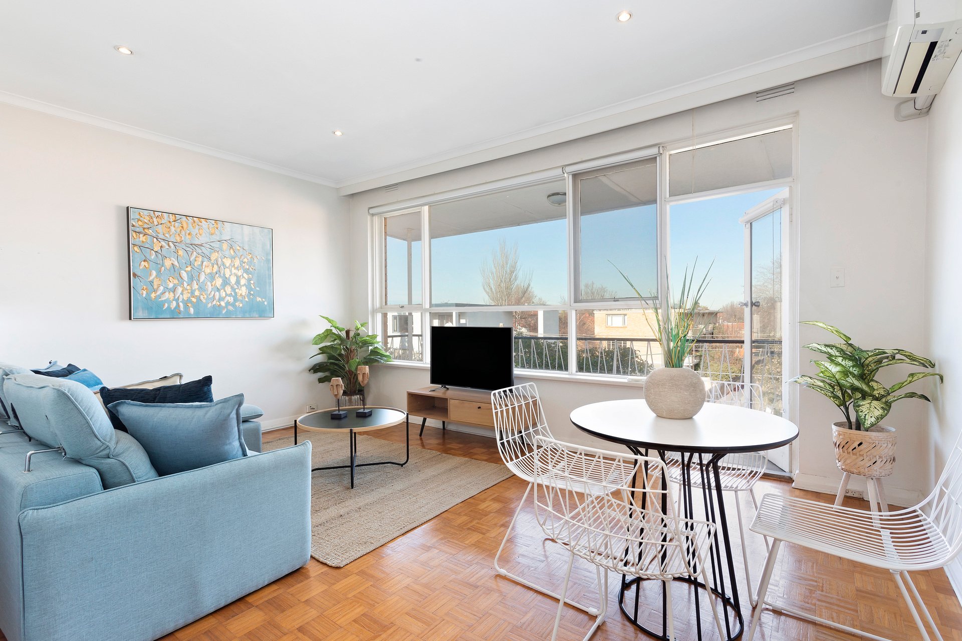 Property Gallery Thumbnail 2