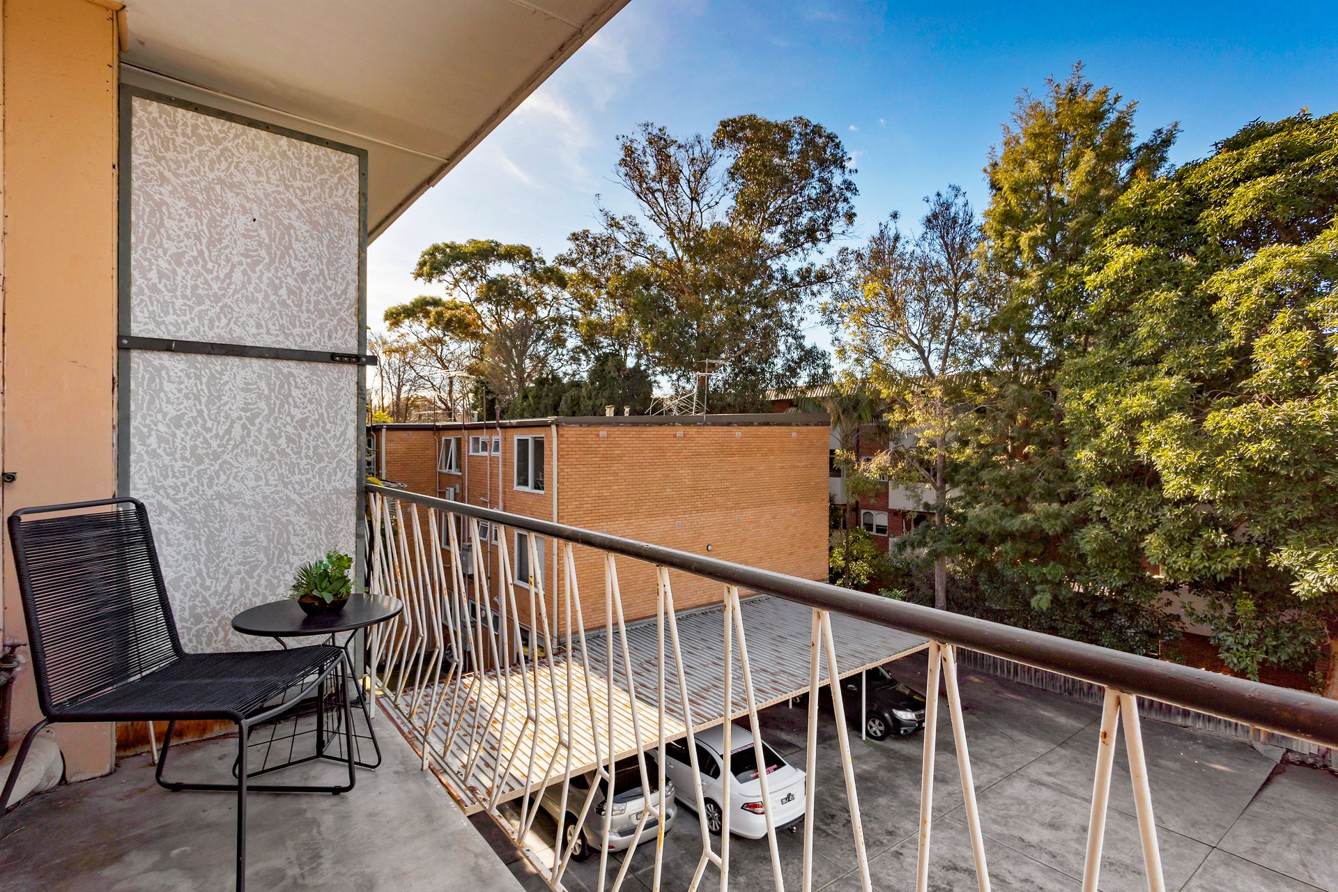 Property Gallery Thumbnail 9