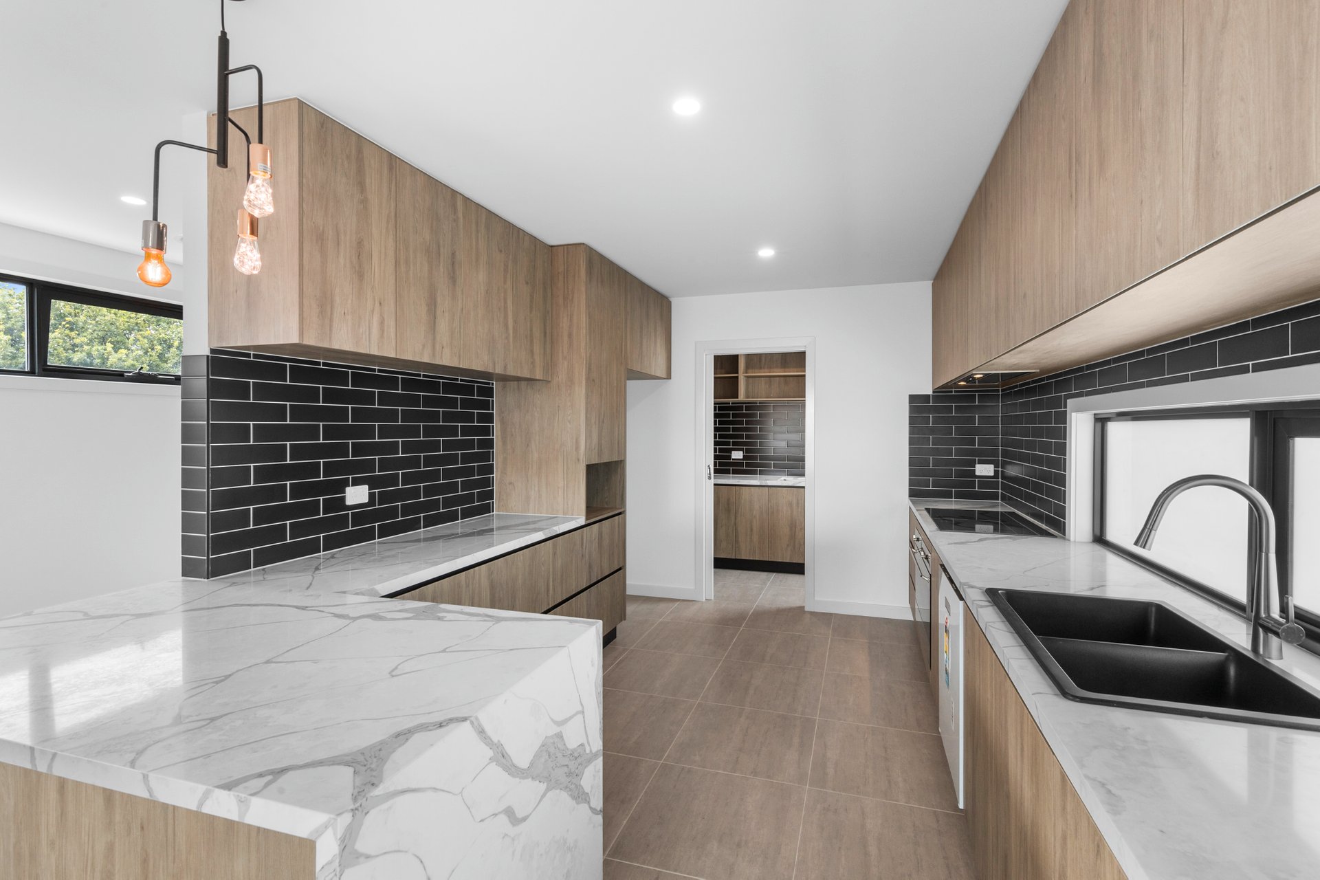 Property Gallery Thumbnail 2