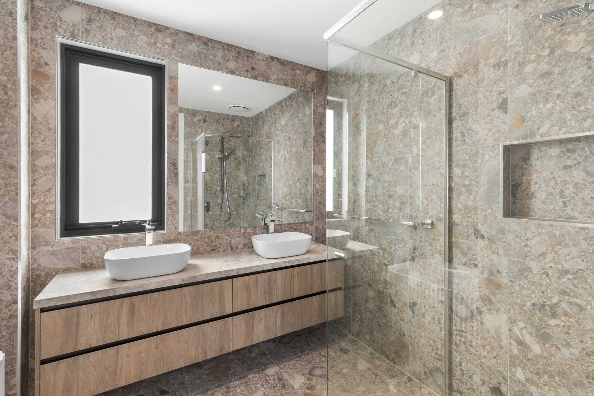 Property Gallery Thumbnail 7