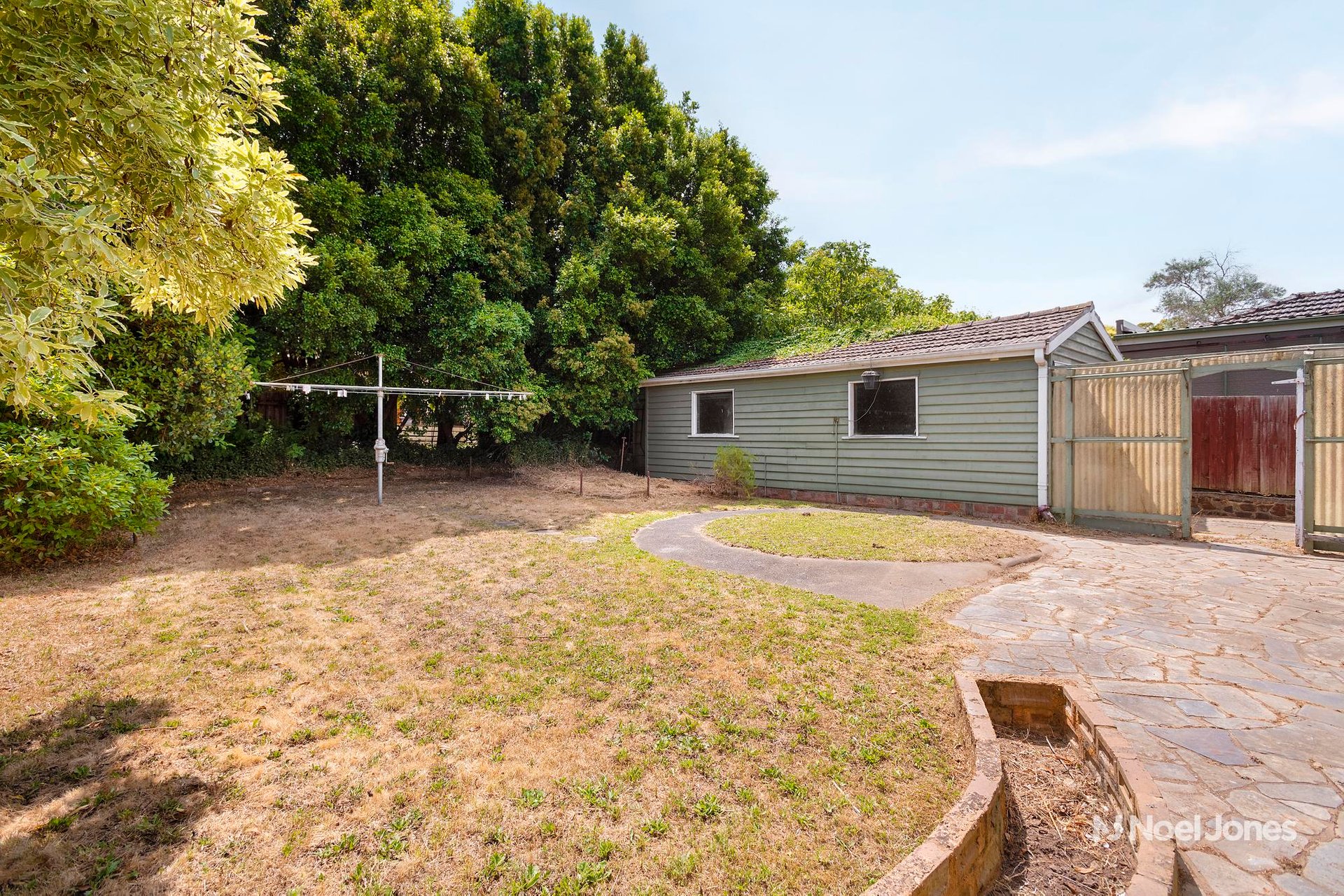 67 Elgar Road, Burwood image 3