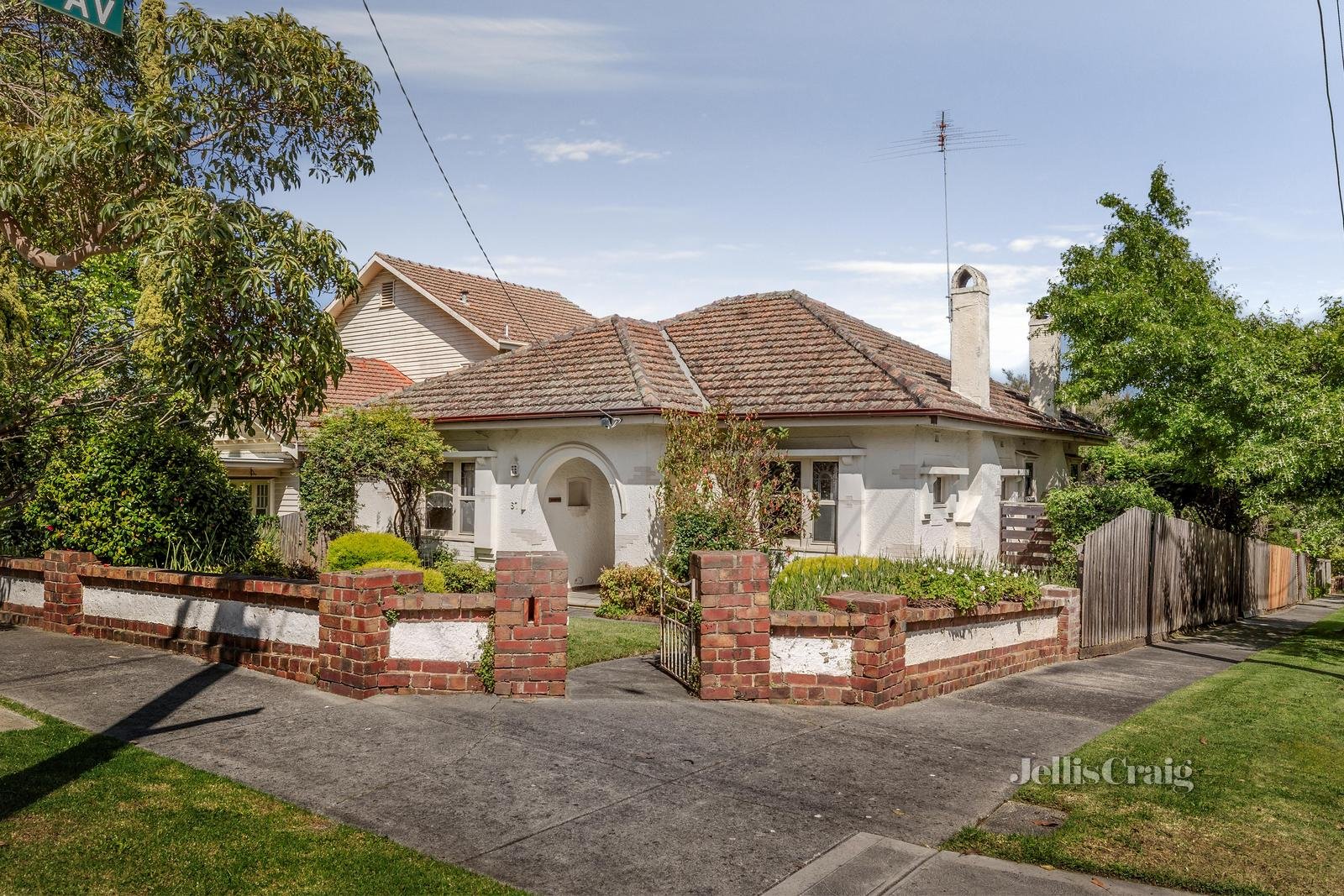 67 Glyndon Road, Camberwell image 1