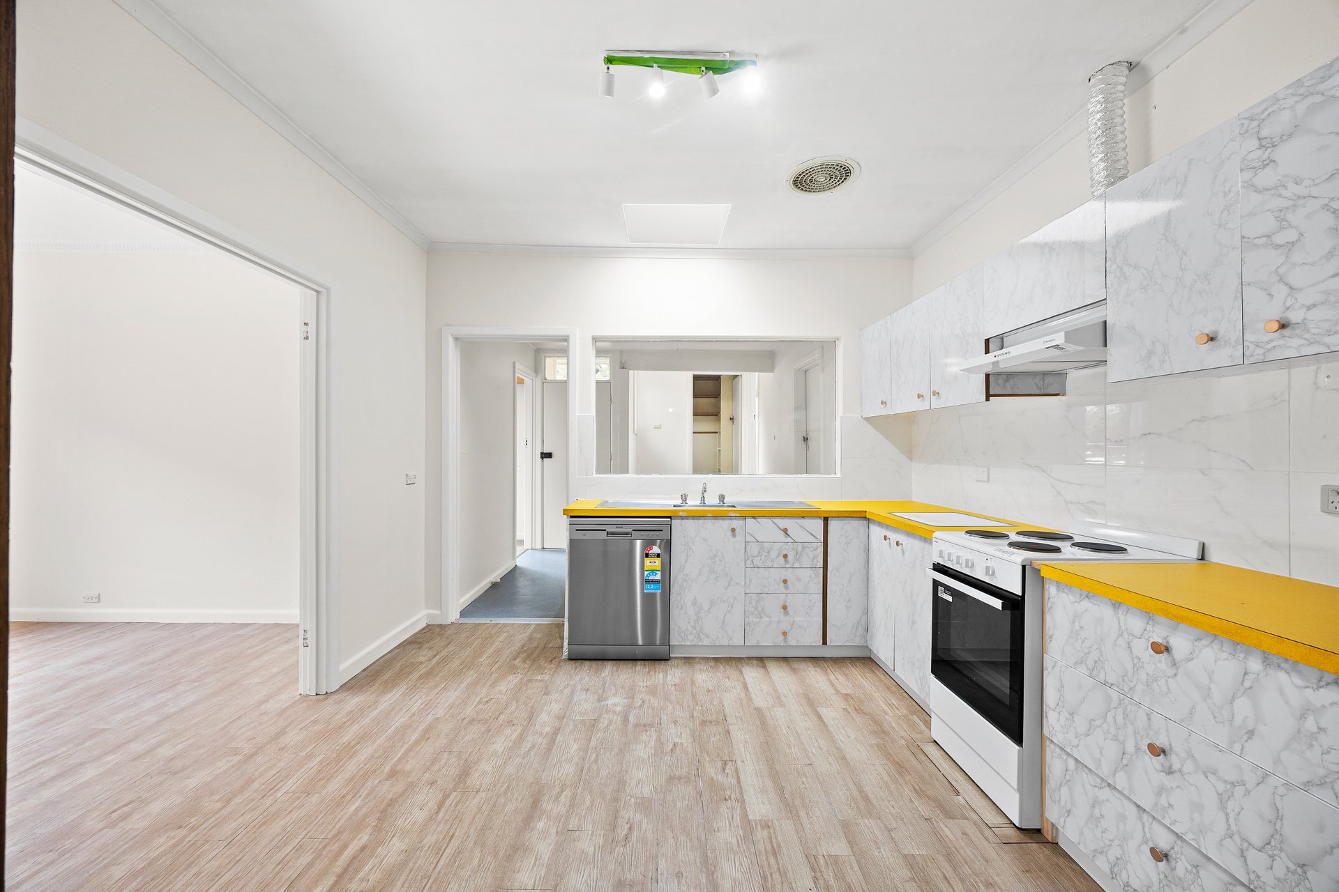 67 Haig Street, Box Hill South image 4