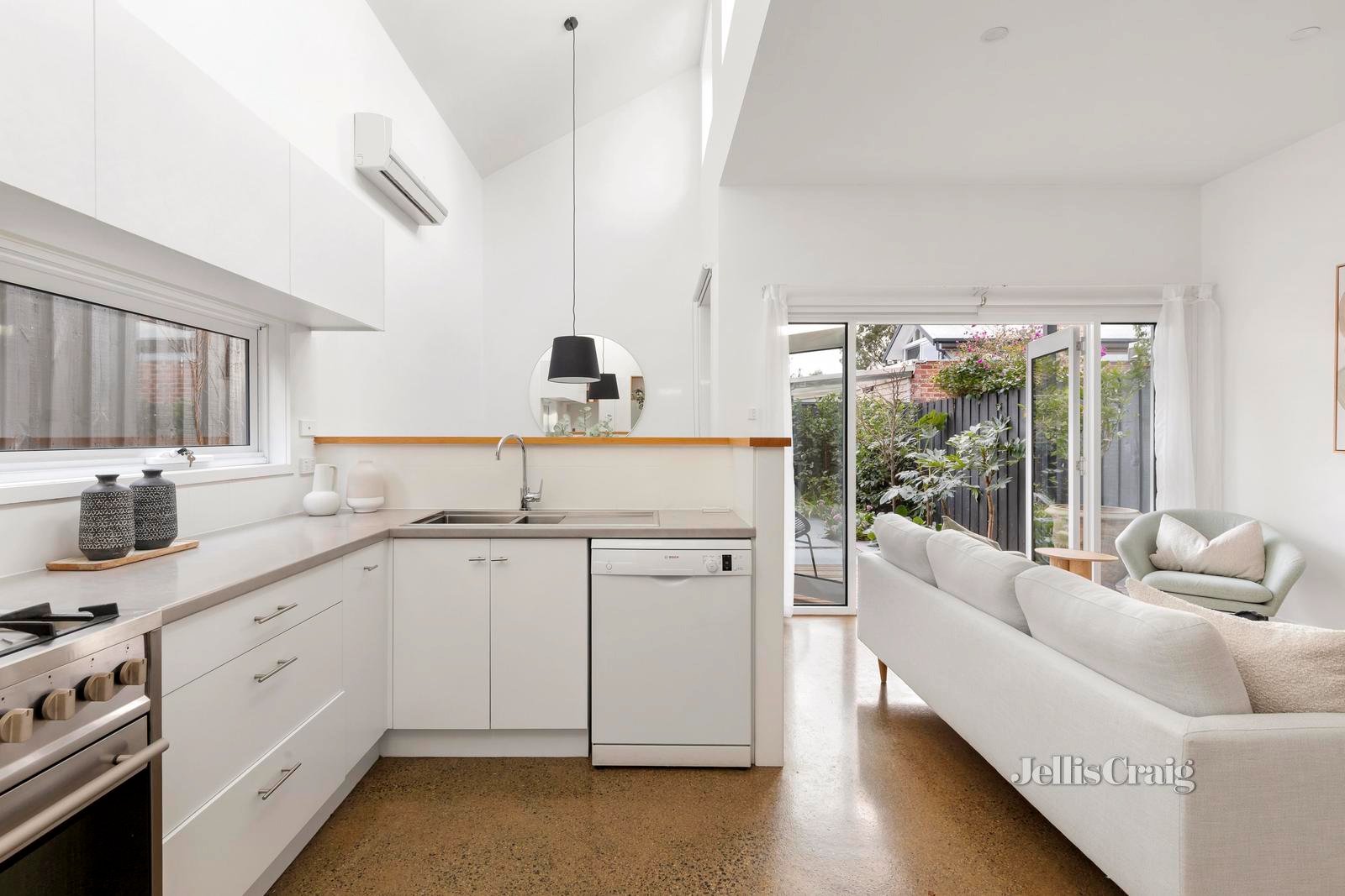 67 Henry Street, Northcote image 7