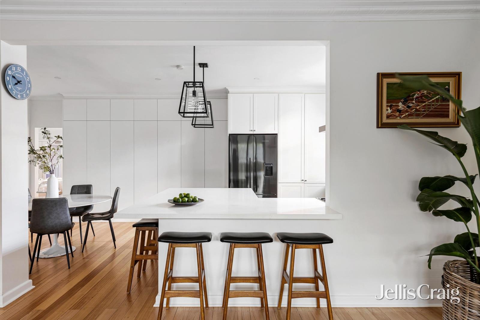 67 Looker Road, Montmorency image 6