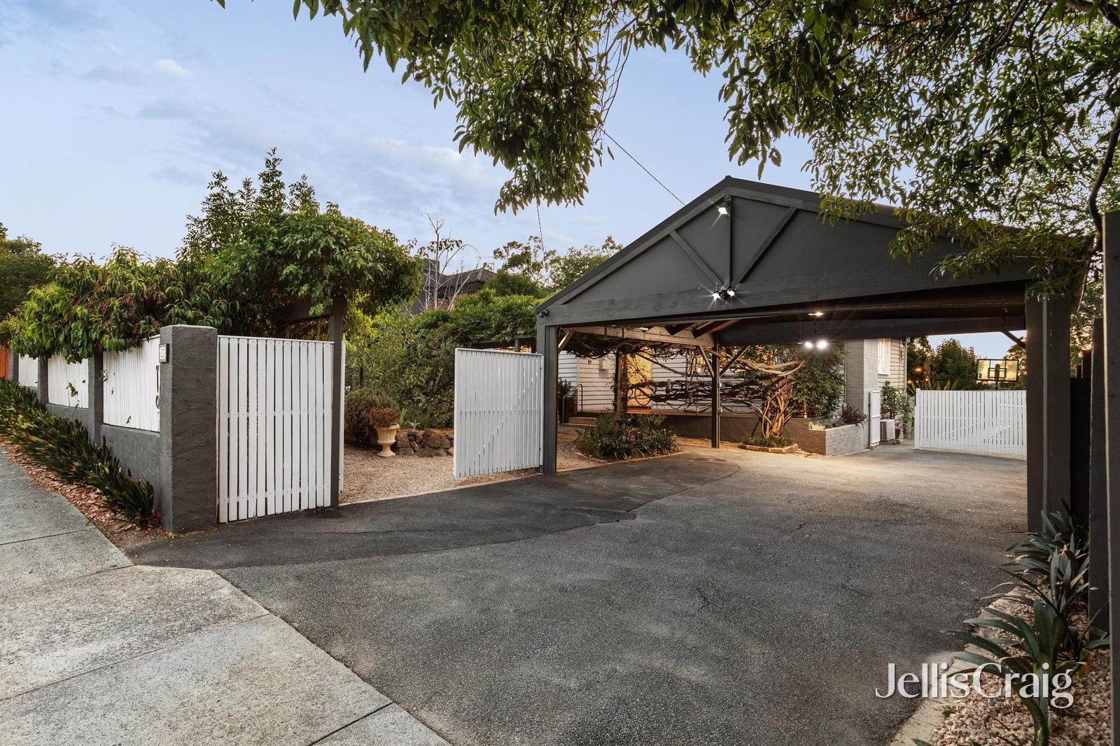 67 Looker Road, Montmorency image 23