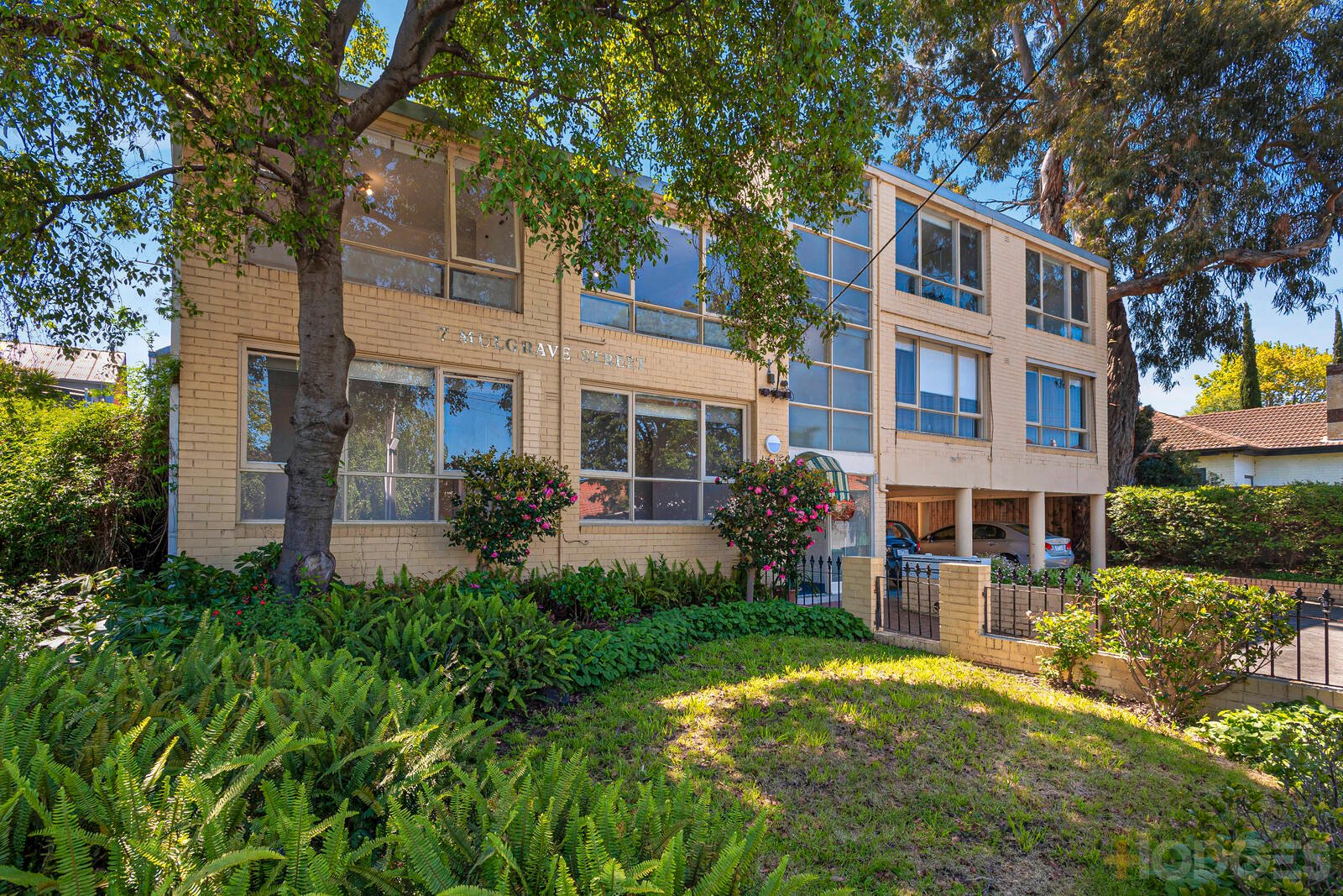 6 / 7 Mulgrave Street Elsternwick