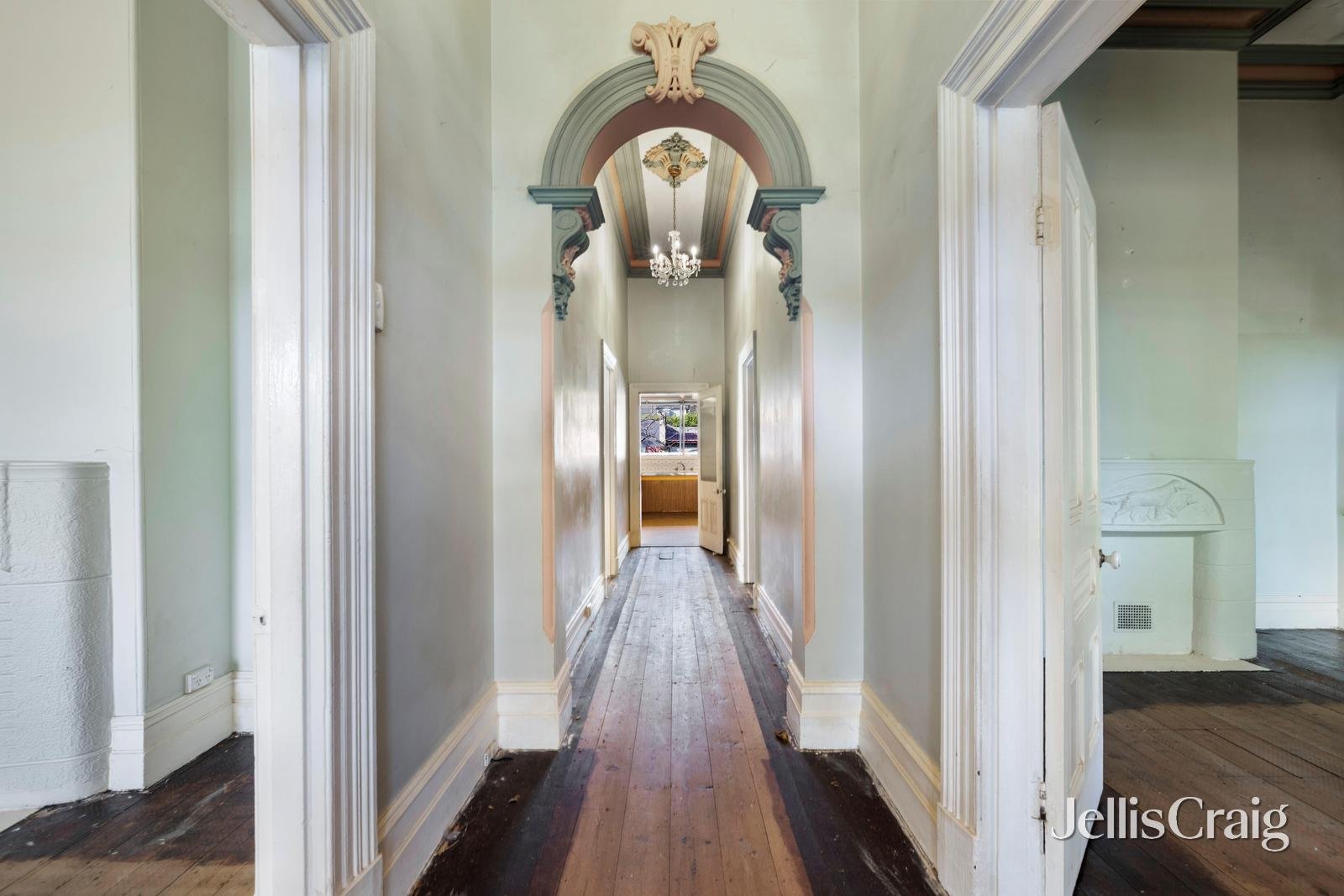 67 Page Street, Albert Park image 2