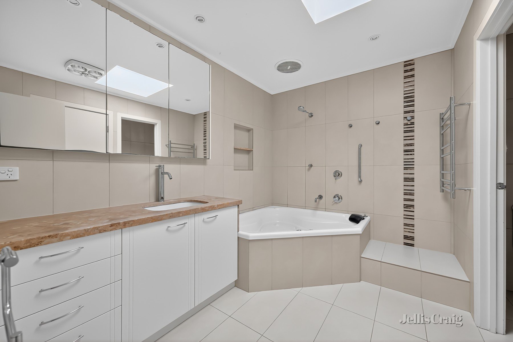 6/7 Palmer Street, South Melbourne image 5