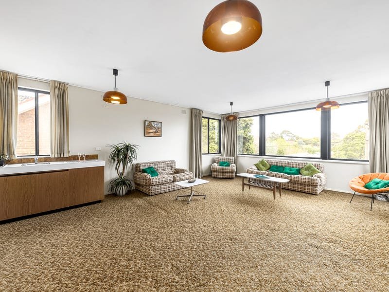 Property Gallery Thumbnail 3