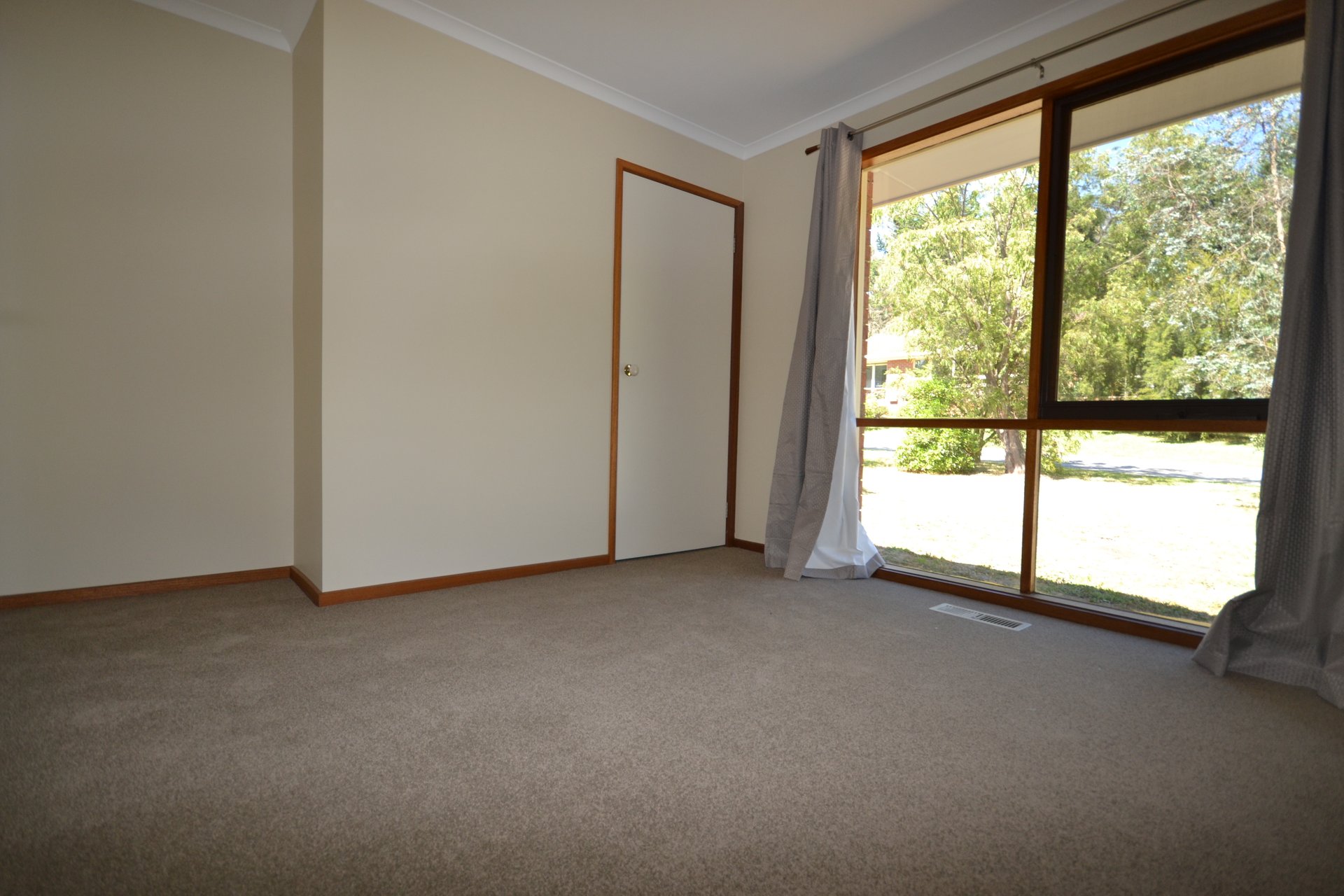 6/7 Read Road Road, Seville image 6