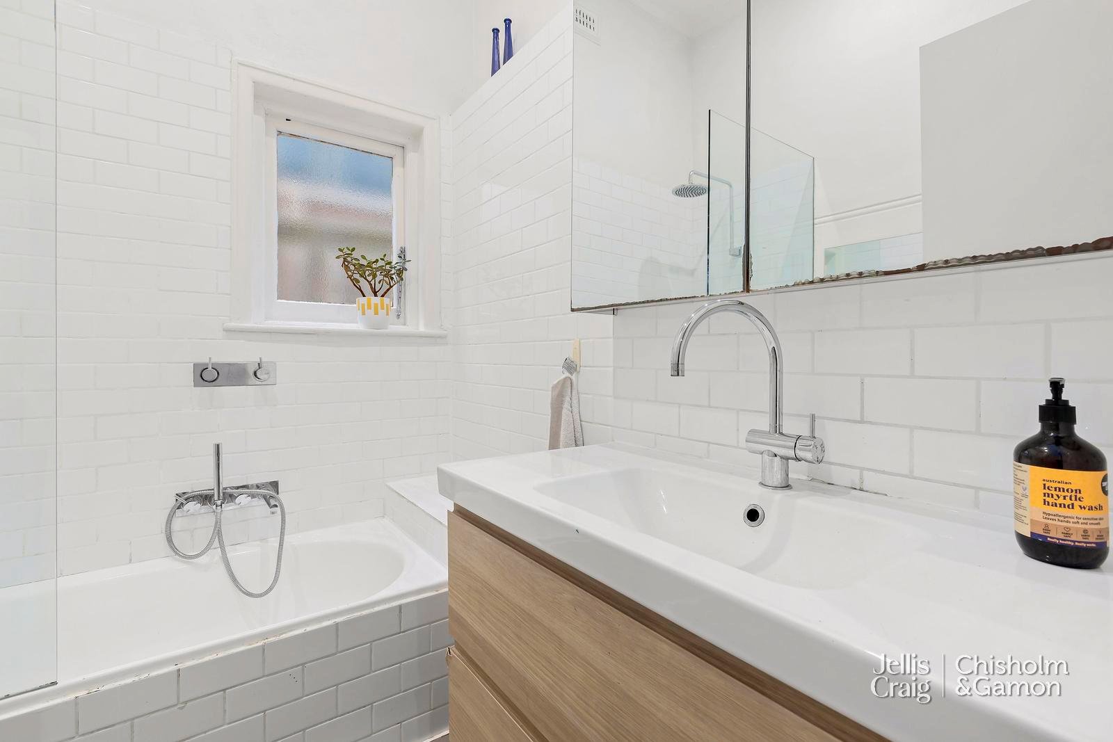 67 Ruskin Street, Elwood image 6
