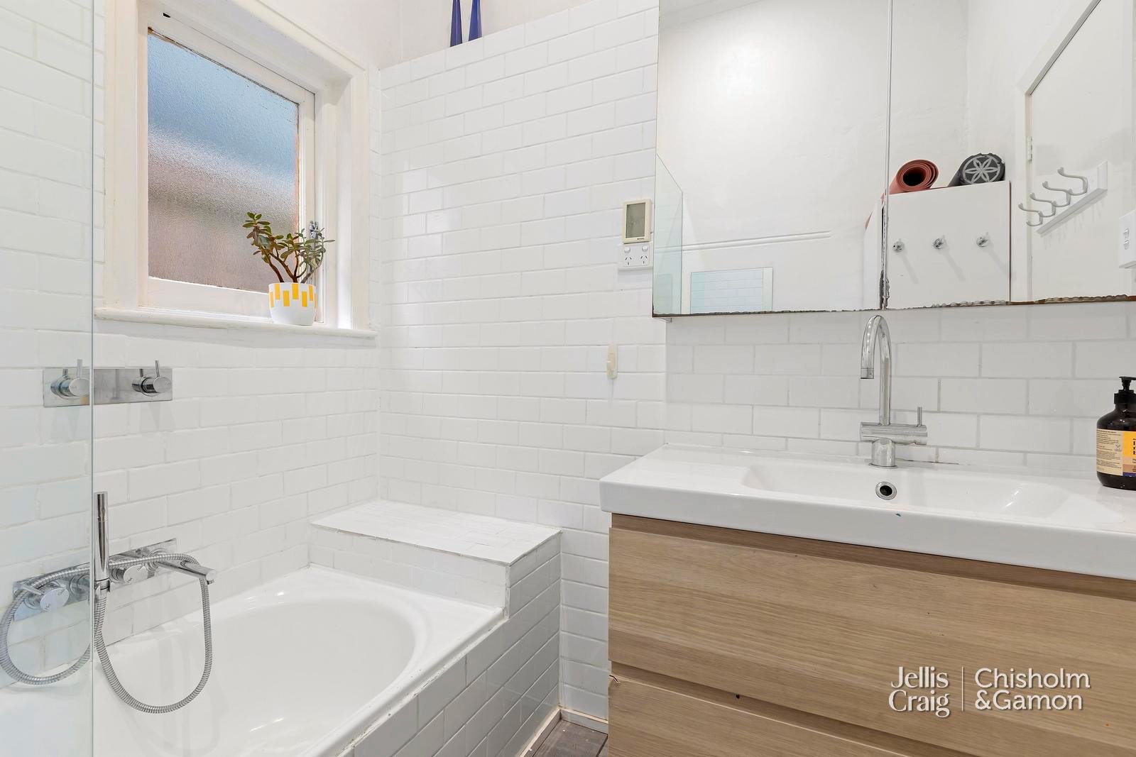 67 Ruskin Street, Elwood image 9