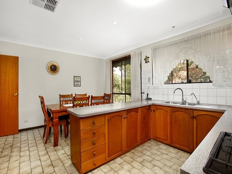 67 Sweyn Street, Balwyn North image 6