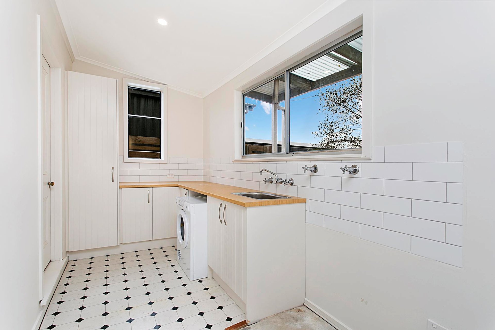 67 Urquhart Street, Woodend image 7