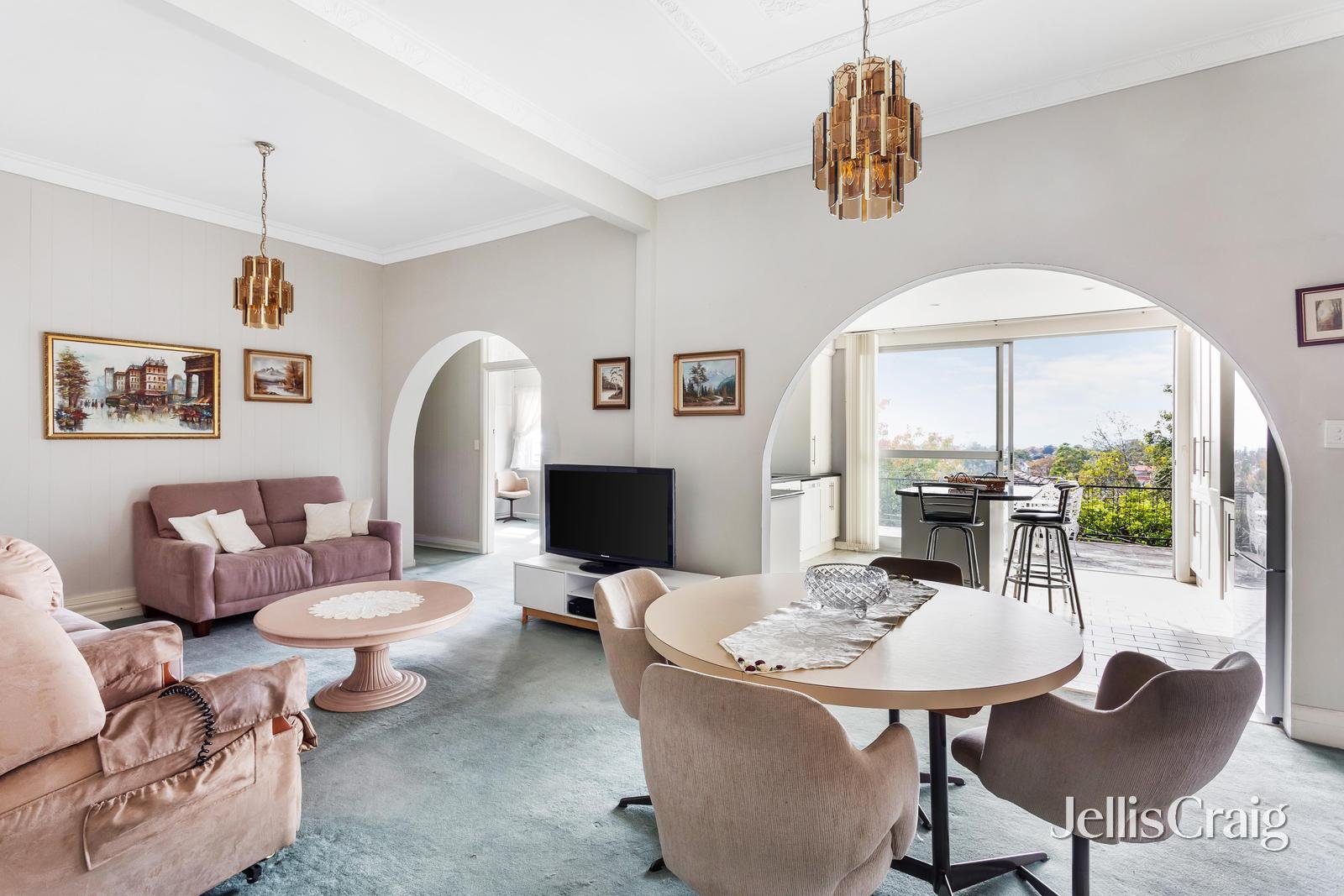 67 Yarrbat Avenue, Balwyn image 5