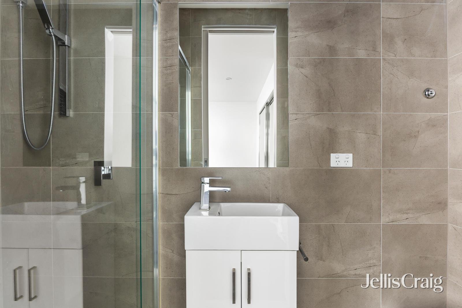 6/70-72 St Georges Road, Preston image 8