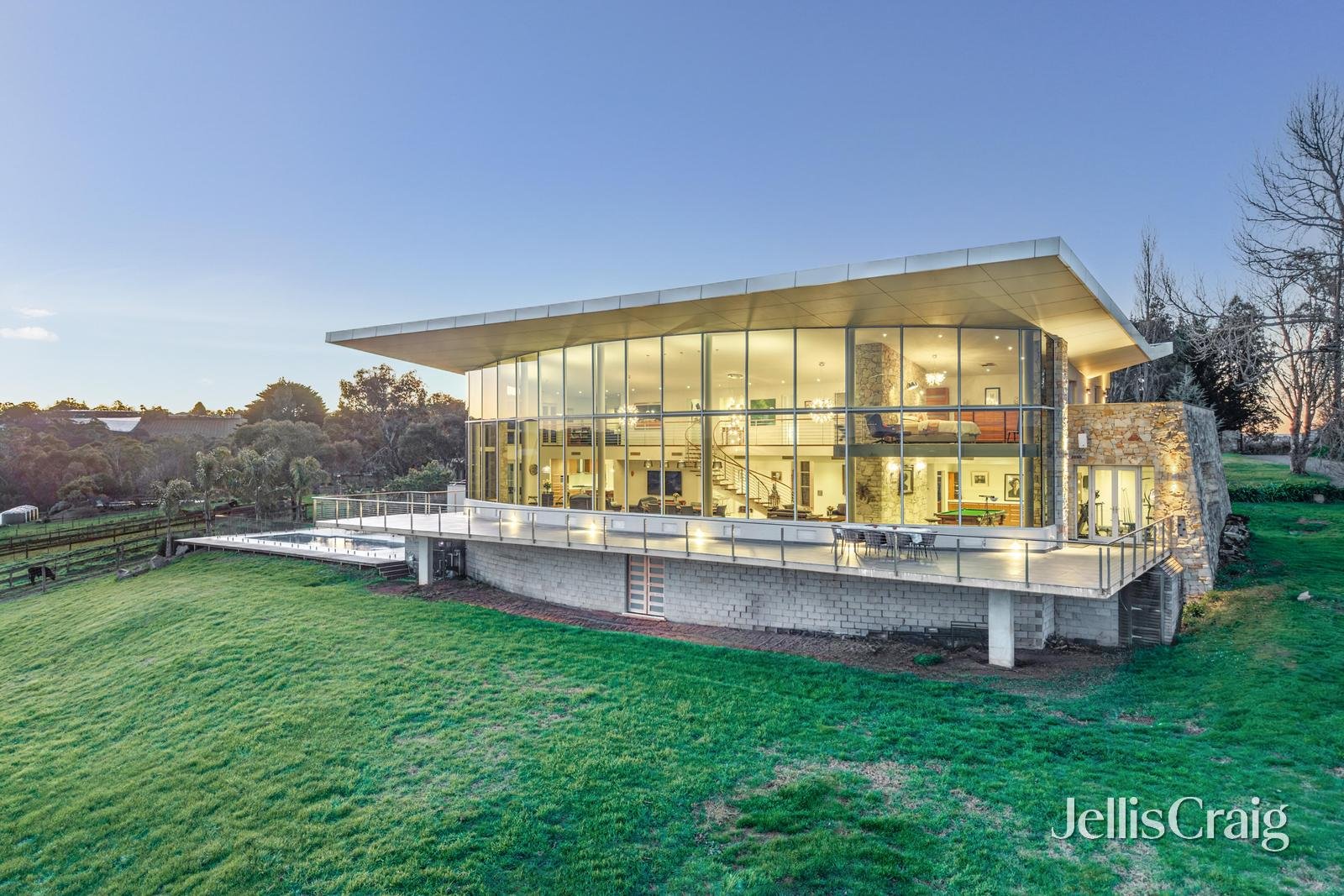 670 Beenak Road, Seville image 23