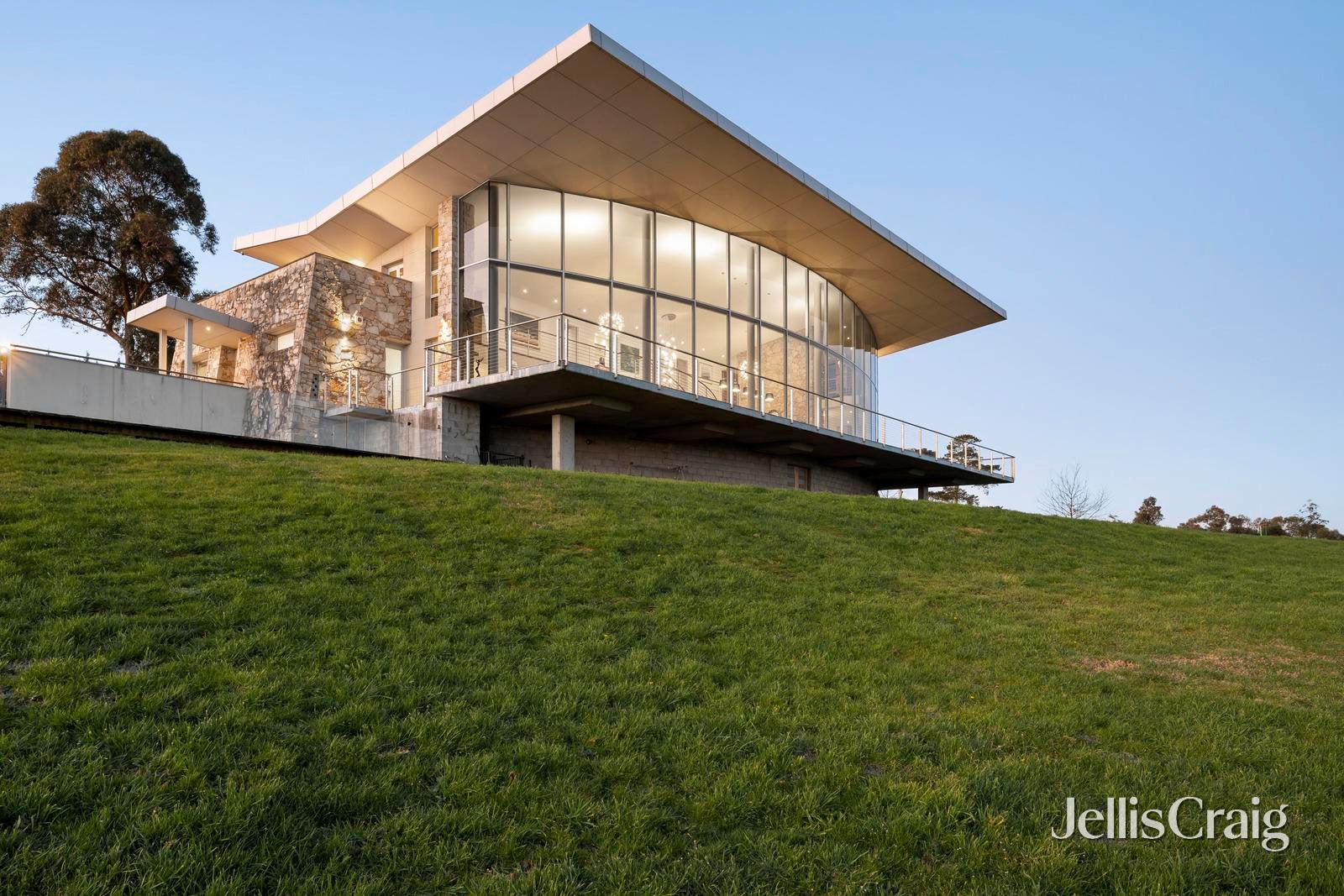 670 Beenak Road, Seville image 24