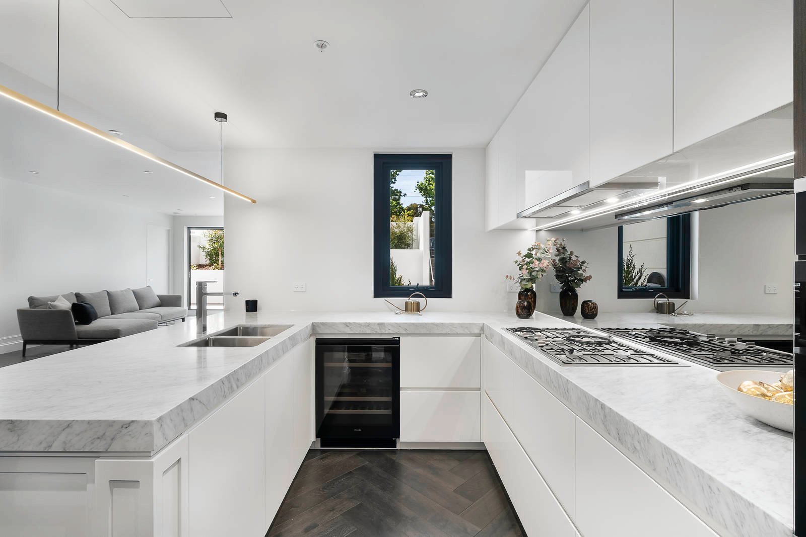 Property Gallery Thumbnail 4