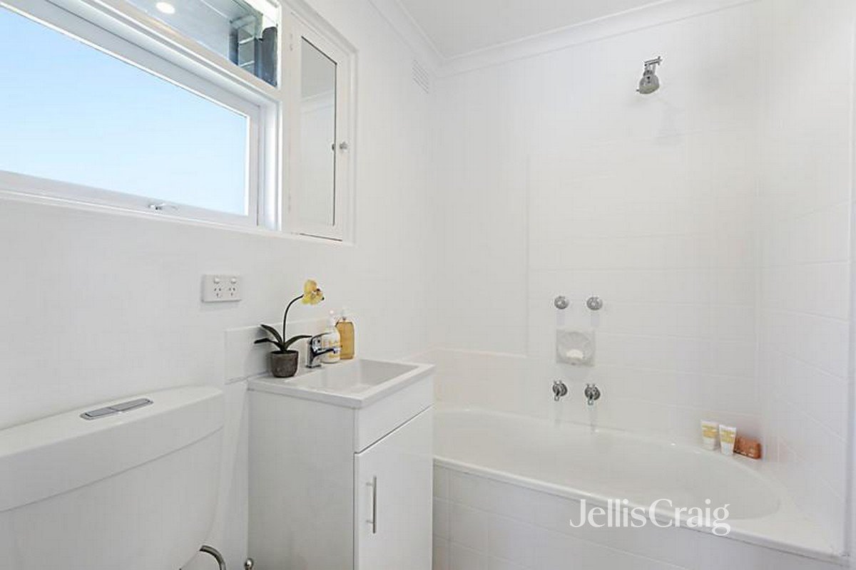 6/71 Highett Street, Richmond image 5