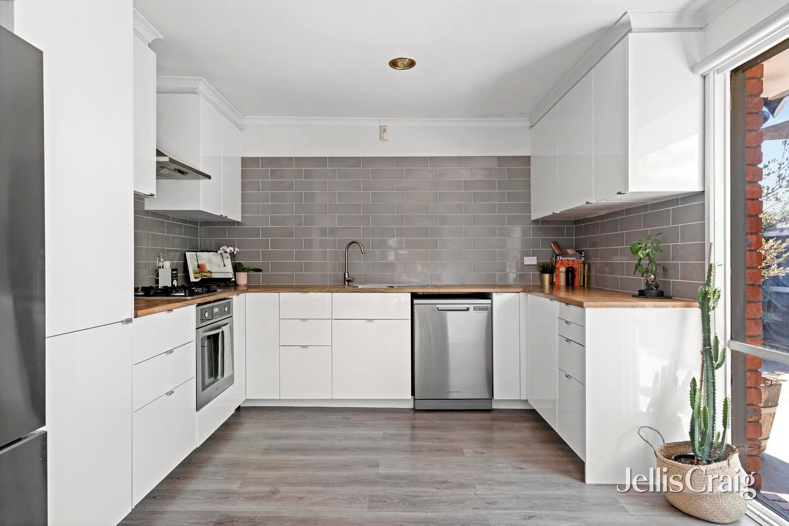 6/71 South Street, Hadfield image 3