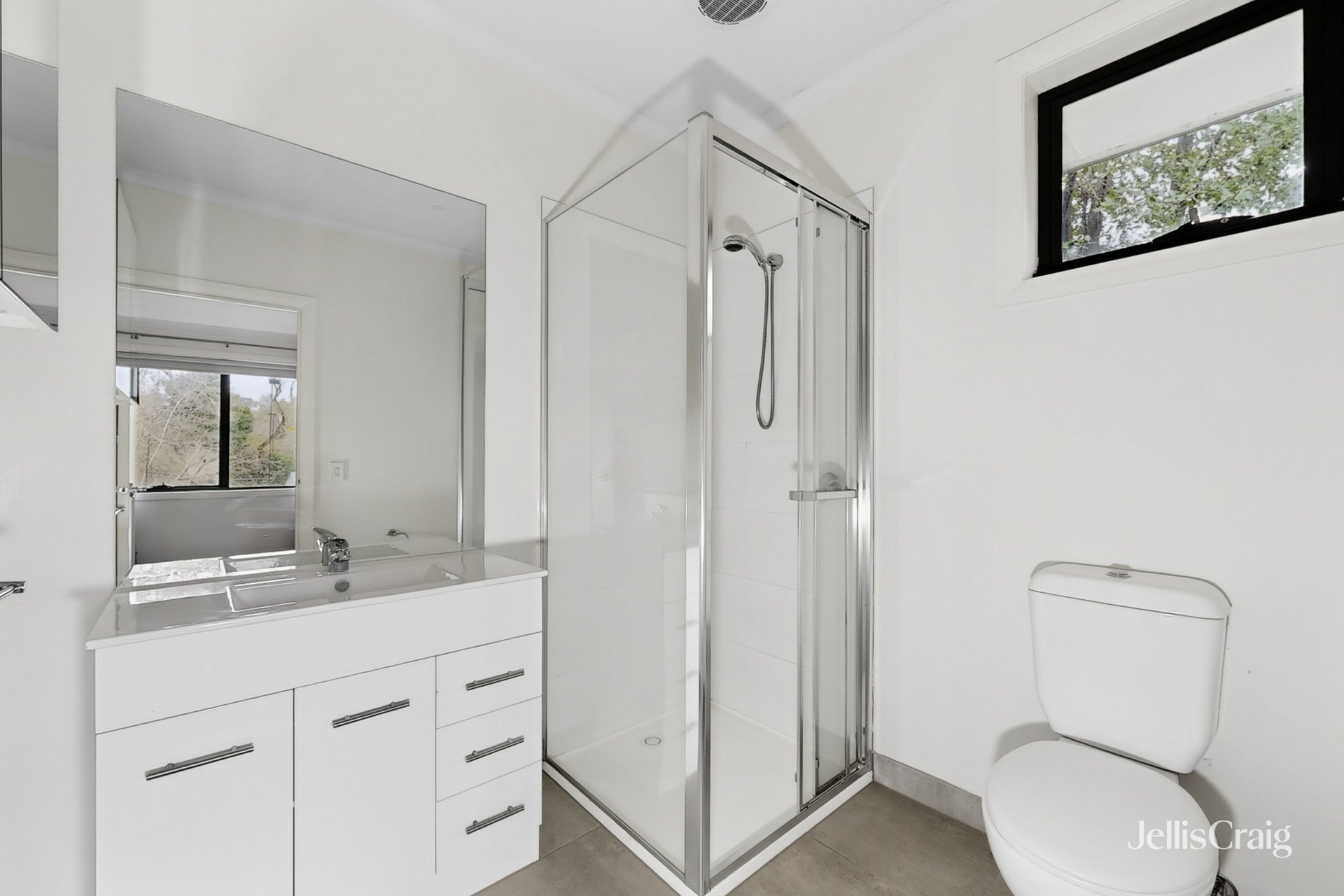 672 Riversdale Road, Camberwell image 9