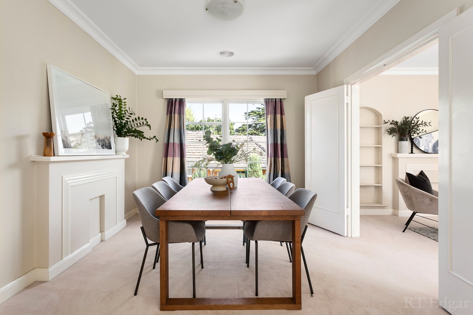 Property Gallery Thumbnail 3