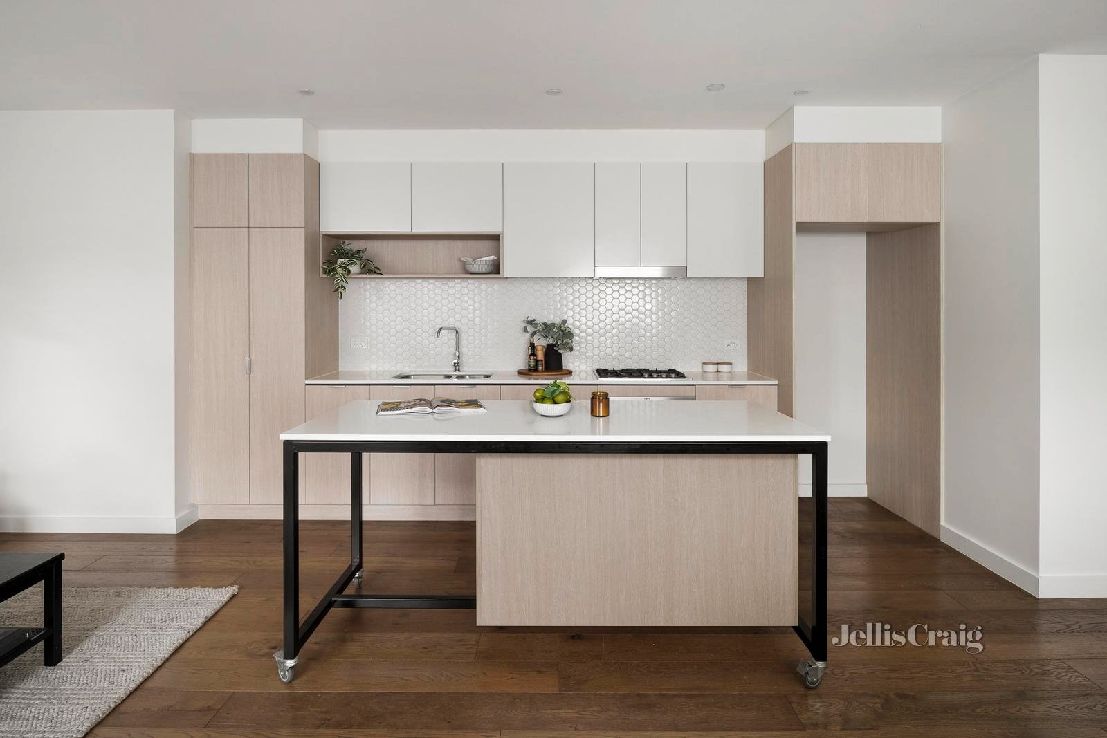 6/74 Darebin Street, Heidelberg image 3