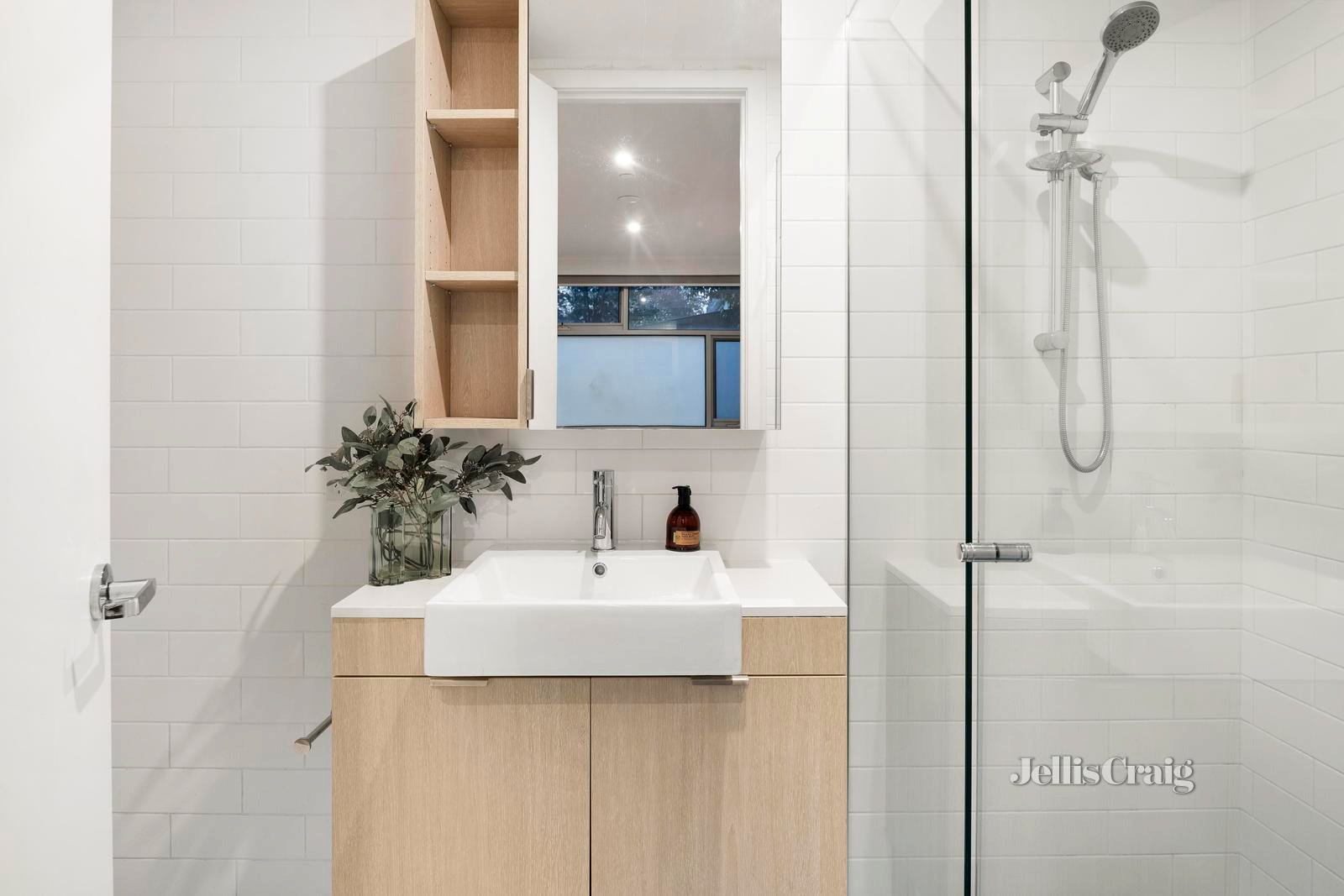 6/74 Darebin Street, Heidelberg image 6