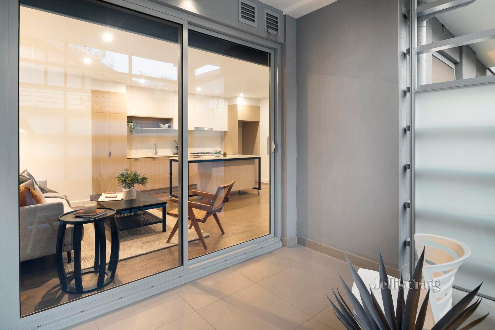 6/74 Darebin Street, Heidelberg image 9