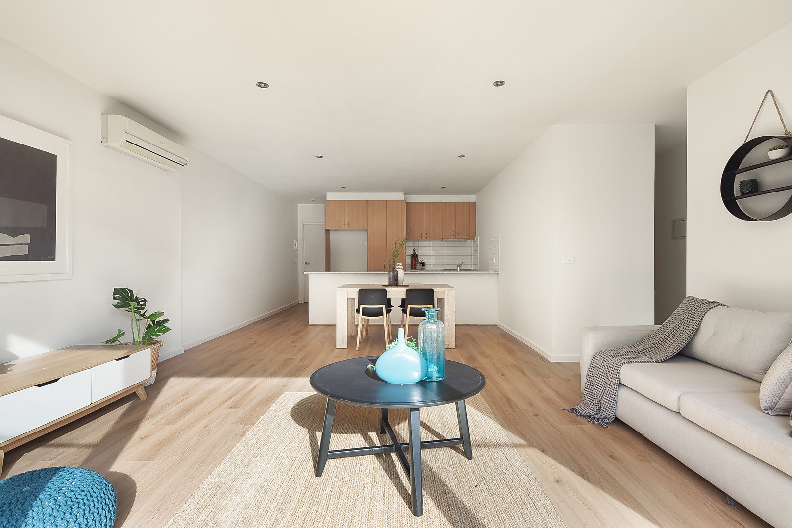 6 755 Plenty Road Reservoir VIC 3073